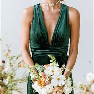 BEAUTIFUL Velvet Convertible Dress size XS - Emerald Green